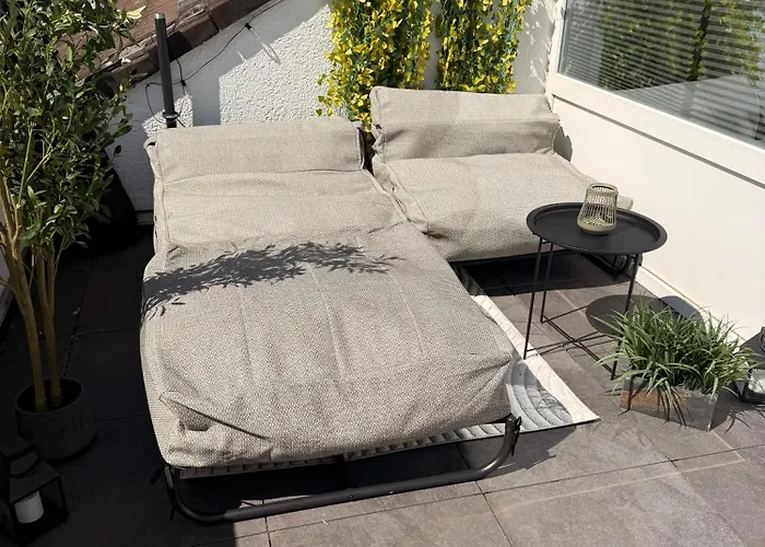 Inklusiver Grosser Terrasse